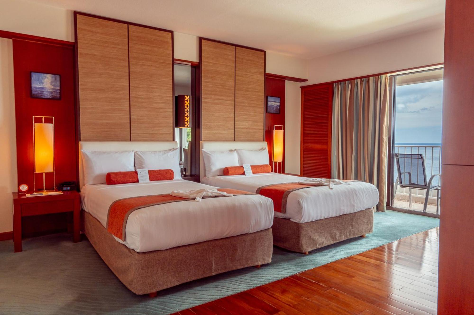 Hotel Nikko Guam Tumon Buitenkant foto
